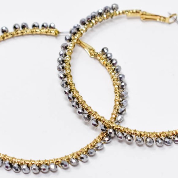 Thin Wired Hematite Gray Crystal Beads Earrings - Picture 11 of 12